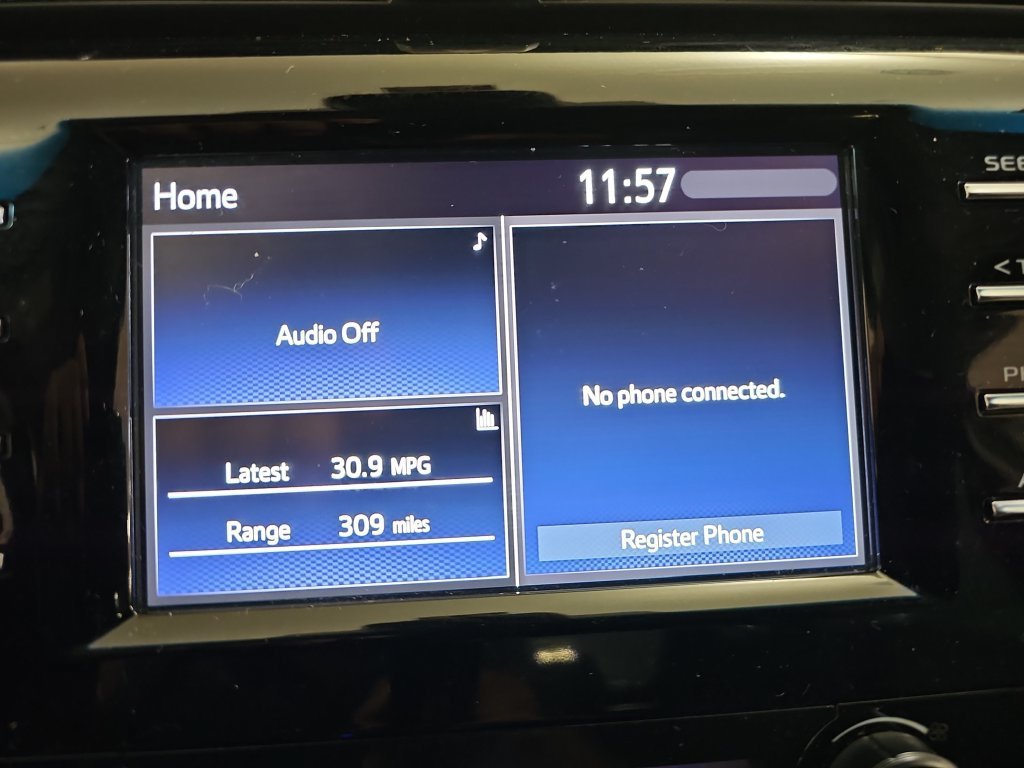 Used 2018 Toyota Camry SE w/ Convenience Package FWD image 23