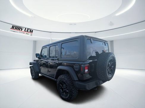 Used 2022 Jeep Wrangler Unlimited Sport image 5