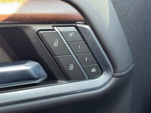 Used 2025 GMC Sierra 1500 Denali Ultimate image 16