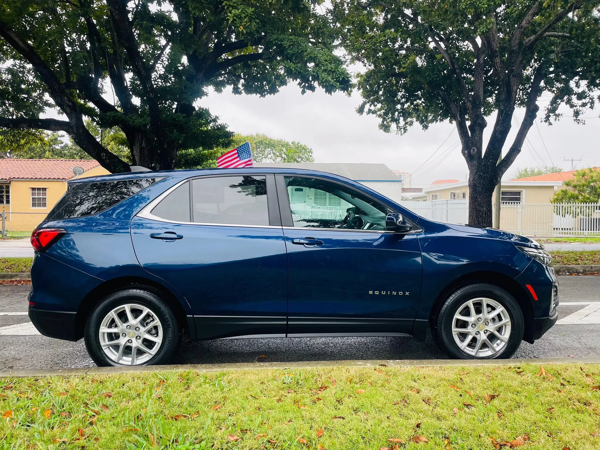 Used 2023 Chevrolet Equinox LT AWD/4WD image 6