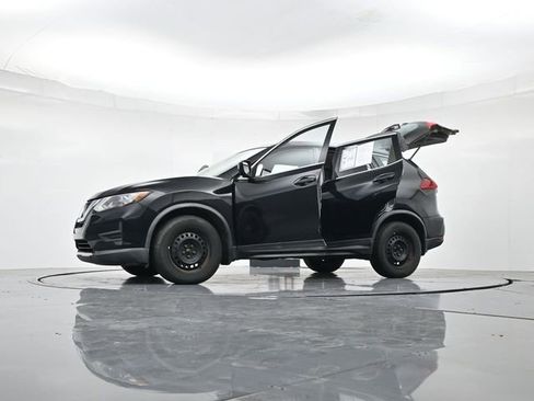 Used 2018 Nissan Rogue S image 52