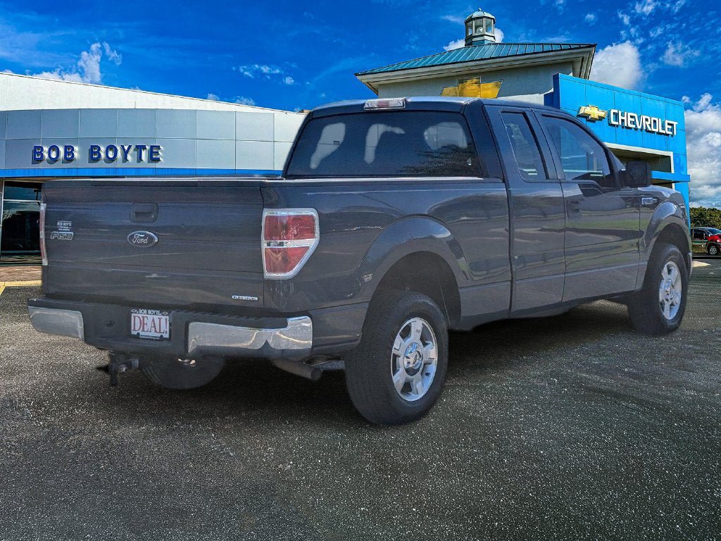 Used 2014 Ford F150 XLT w/ Equipment Group 301A Mid RWD image 3