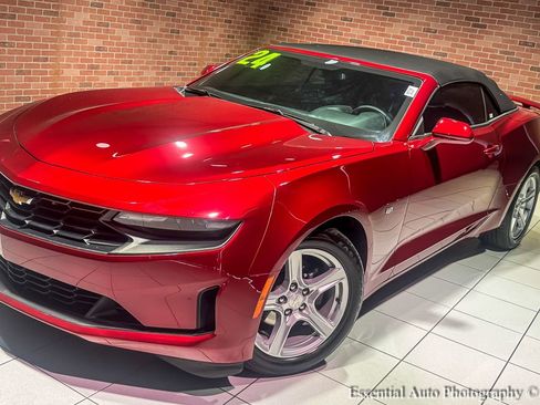 Used 2024 Chevrolet Camaro LT w/ Technology Package image 5