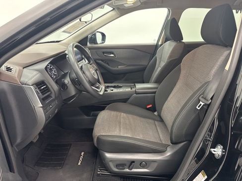 Used 2023 Nissan Rogue SV image 20