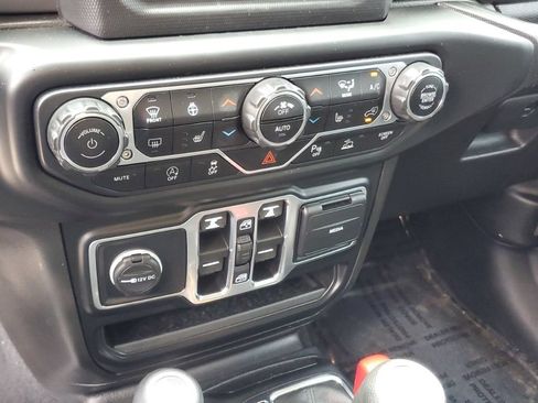 Used 2021 Jeep Wrangler Unlimited Sport AWD/4WD image 23