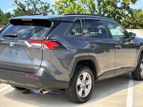 Used 2024 Toyota RAV4 XLE w/ Weather Package AWD/4WD image 4
