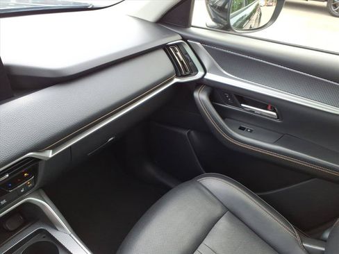 Used 2025 MAZDA CX-90 3.3 Turbo w/ Preferred Package AWD/4WD image 34