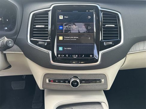 New 2025 Volvo XC90 B6 Plus w/ Protection Package Premier image 21