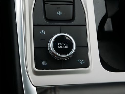 Used 2023 Ford Explorer Platinum w/ Technology Package image 25