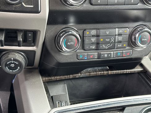 Used 2020 Ford F350 Lariat w/ Lariat Value Package image 18