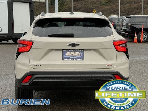 New 2026 Chevrolet Trax RS w/ Driver Confidence Package image 4
