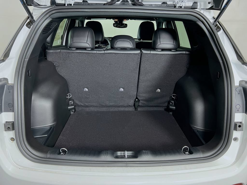 New 2026 Jeep Compass Latitude AWD/4WD image 25
