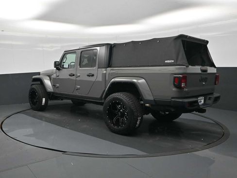 Used 2021 Jeep Gladiator Sport AWD/4WD image 6