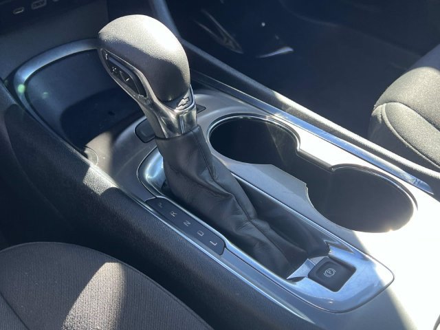 Used 2023 Chevrolet Malibu LT FWD image 24