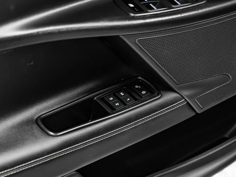 Used 2019 Jaguar XE R-Sport AWD/4WD image 53