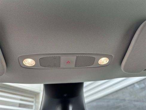 Used 2023 Tesla Model Y Long Range image 20