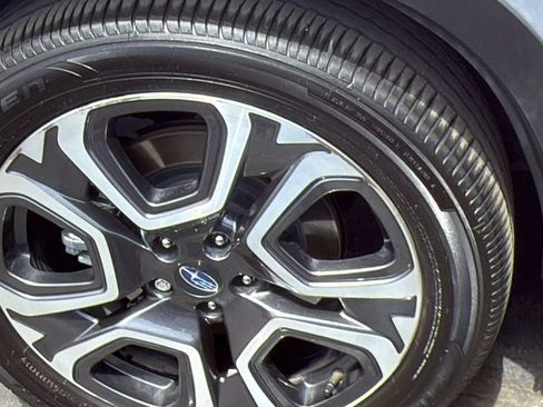 Certified 2024 Subaru Ascent Touring AWD/4WD image 11