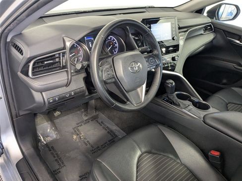 Certified 2022 Toyota Camry SE image 7