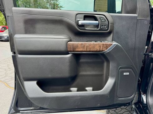 Used 2020 GMC Sierra 2500 Denali w/ Denali Ultimate Package AWD/4WD image 13