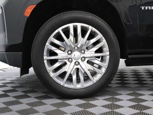 Certified 2023 Chevrolet Tahoe High Country AWD/4WD image 4