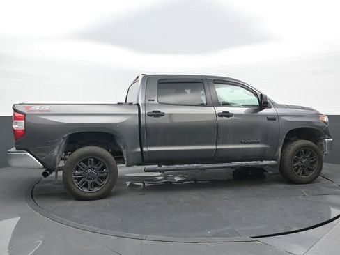 Used 2021 Toyota Tundra SR5 w/ SR5 Upgrade Package AWD/4WD image 2