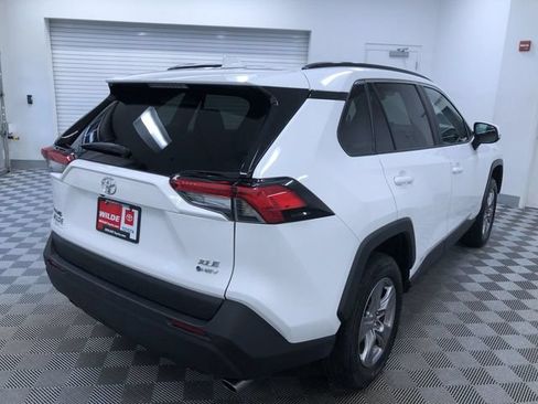 Used 2025 Toyota RAV4 XLE AWD/4WD image 35