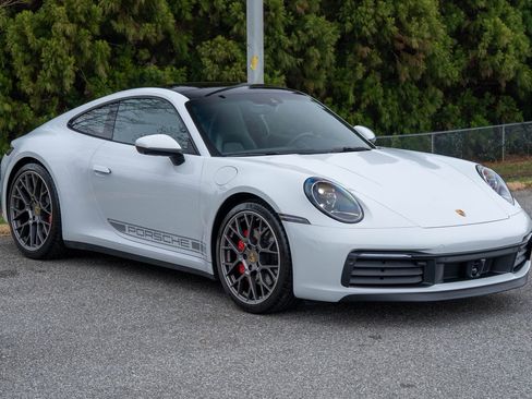 Certified 2020 Porsche 911 Carrera S image 9