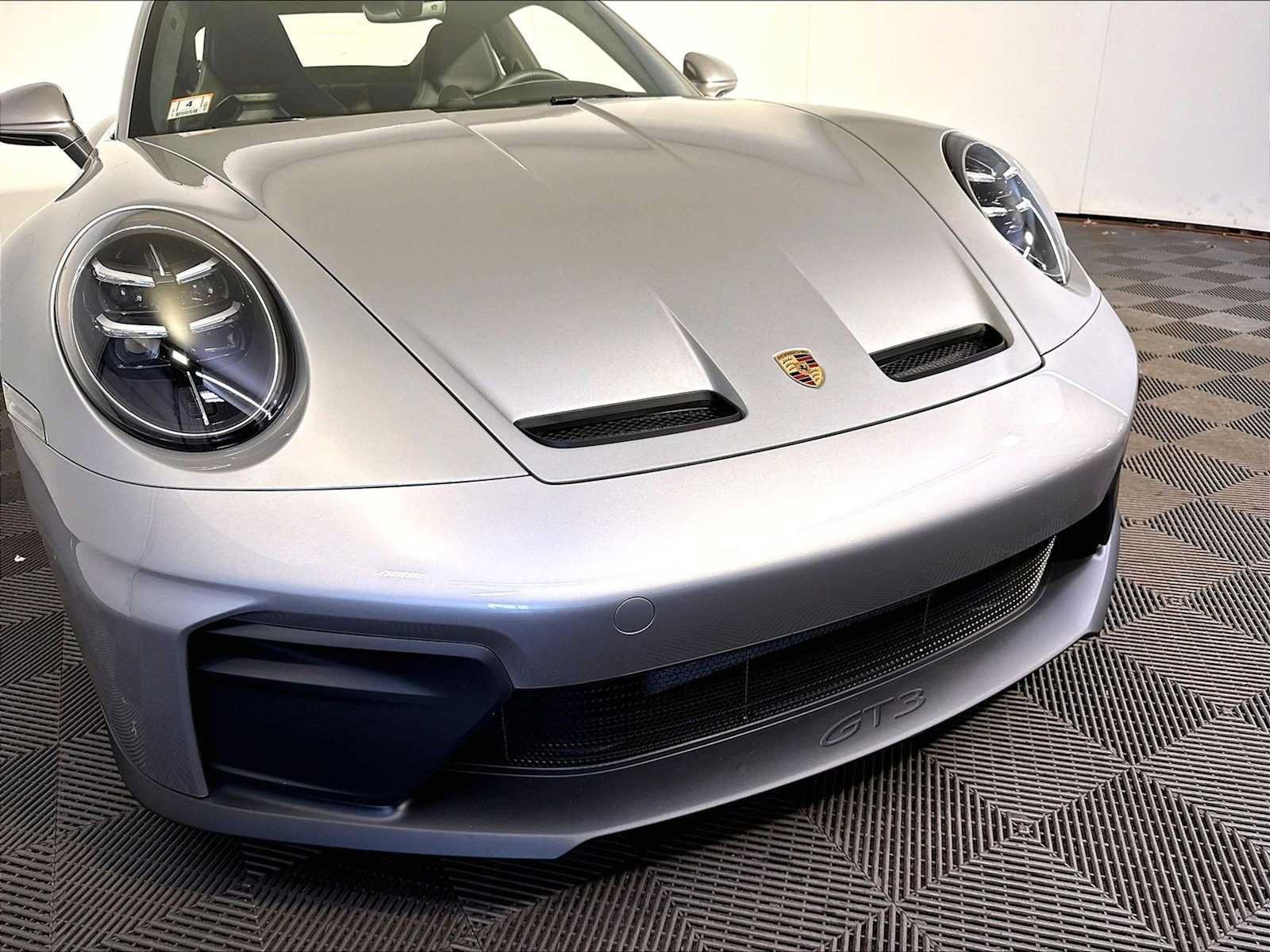 Certified 2026 Porsche 911 GT3 RWD image 34