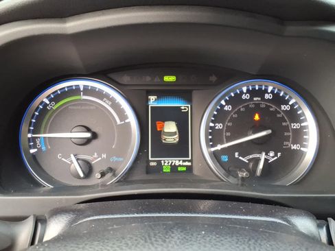 Used 2019 Toyota Highlander XLE AWD/4WD image 19
