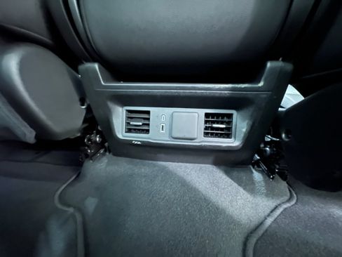 Used 2026 GMC Sierra 1500 SLT AWD/4WD image 21