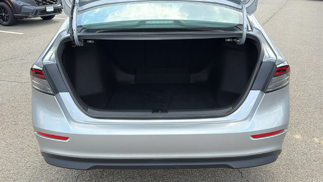 Used 2023 Honda Accord EX image 27