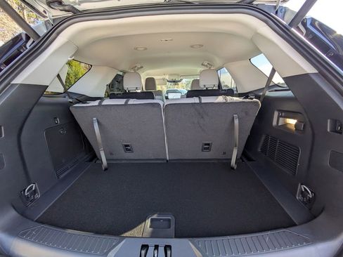 New 2026 Ford Explorer Active w/ Active Comfort Package RWD image 13