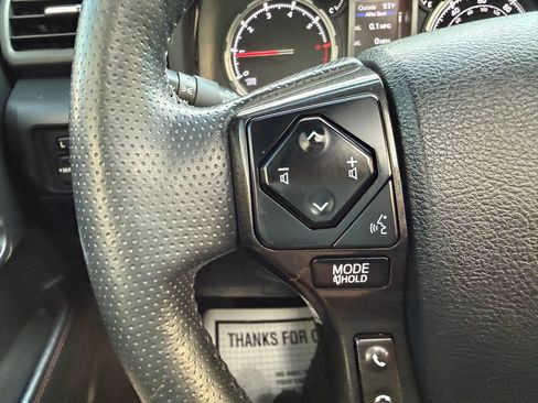 Used 2024 Toyota 4Runner TRD Off-Road Premium w/ Moonroof Package AWD/4WD image 23