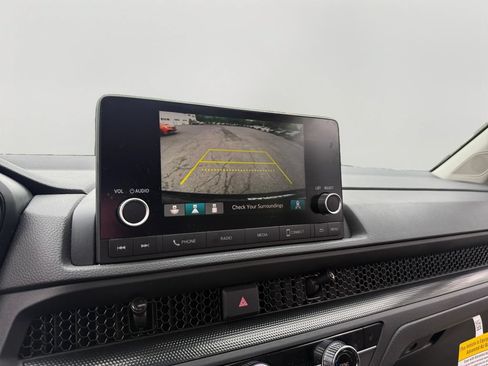 Used 2025 Honda CR-V EX image 16