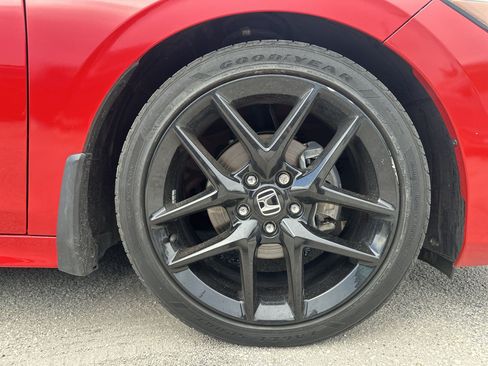 Used 2023 Honda Civic Sport image 17