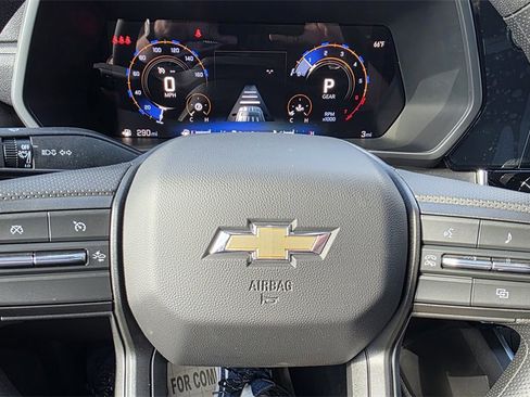 New 2026 Chevrolet Colorado W/T image 16