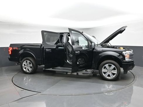 Used 2018 Ford F150 Platinum w/ Equipment Group 701A Luxury AWD/4WD image 43