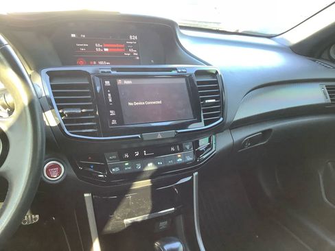 Used 2016 Honda Accord Sport image 12