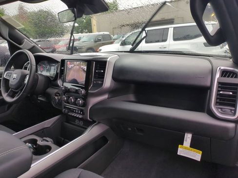 New 2026 RAM 1500 Big Horn AWD/4WD image 17