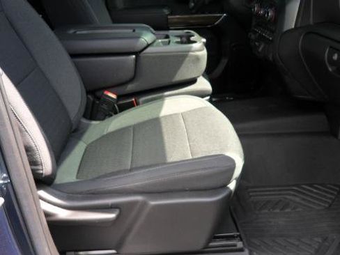 Used 2021 Chevrolet Silverado 1500 RST AWD/4WD image 38