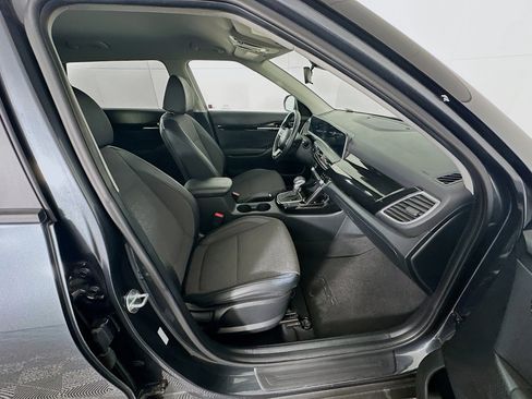 Used 2025 Kia Seltos S image 31