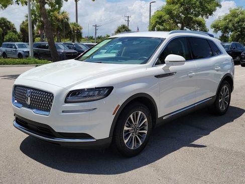 Certified 2023 Lincoln Nautilus AWD w/ Premium Package image 3