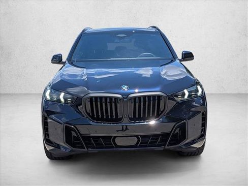 Used 2026 BMW X5 sDrive40i w/ M Sport Package RWD image 2