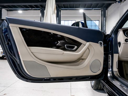 Used 2012 Bentley Continental GT image 27