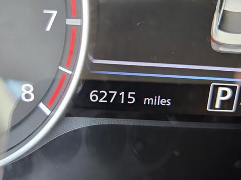 Used 2024 Nissan Sentra SV FWD image 27