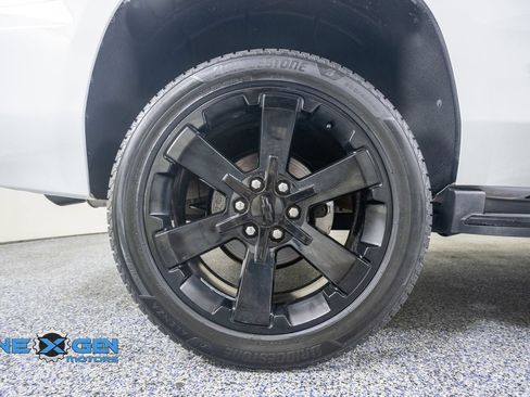Used 2020 Chevrolet Tahoe Premier AWD/4WD image 46