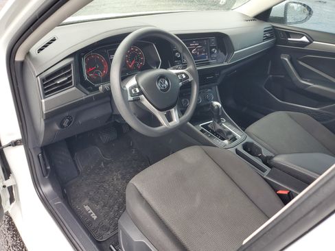 Used 2019 Volkswagen Jetta S image 18