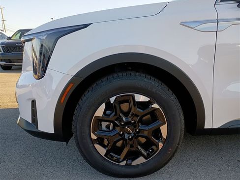 New 2026 Kia Sorento S w/ S Panoramic Sunroof Package image 16