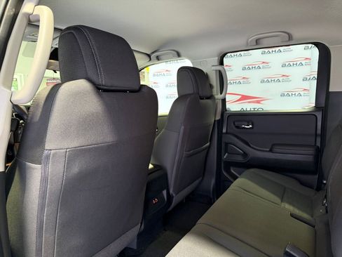 Used 2024 Nissan Frontier SV image 42