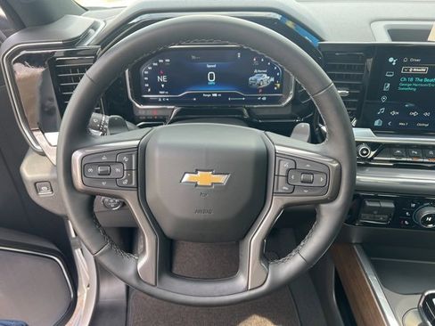 Used 2024 Chevrolet Silverado 1500 High Country w/ Technology Package image 16